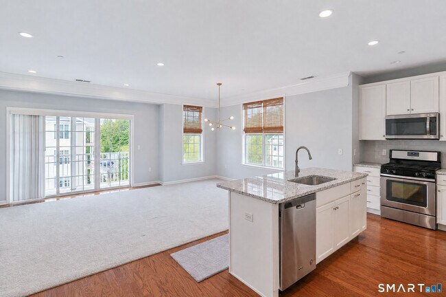 Building Photo - 922 Old Pasture Dr