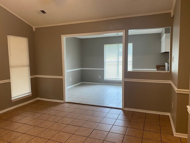 Building Photo - COMING SOON!! Spacious 3-Bedroom, 2-Bath Home in Horn Lake – Only $1,550/Month!