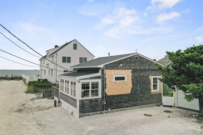 Building Photo - 26 Newport Ave