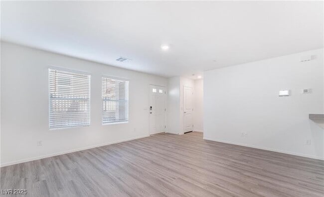 Building Photo - 6956 Honor Hl St