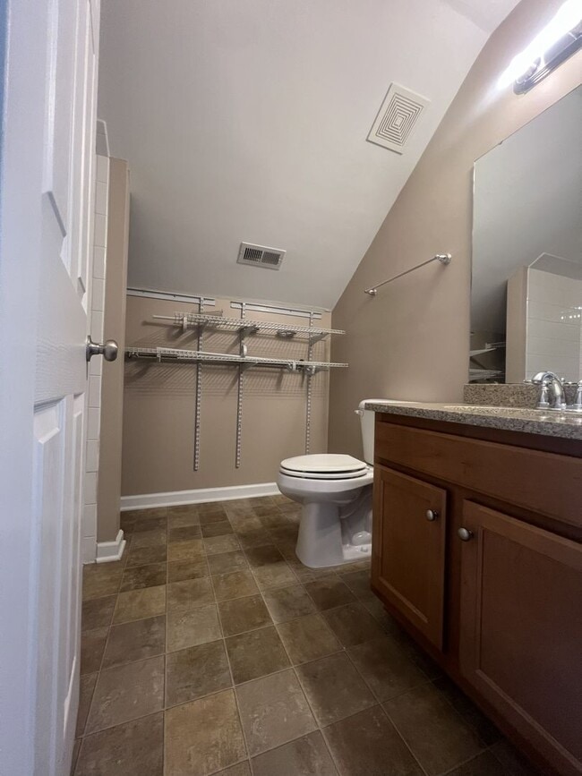 Building Photo - 13600 Warwick Longbay Dr