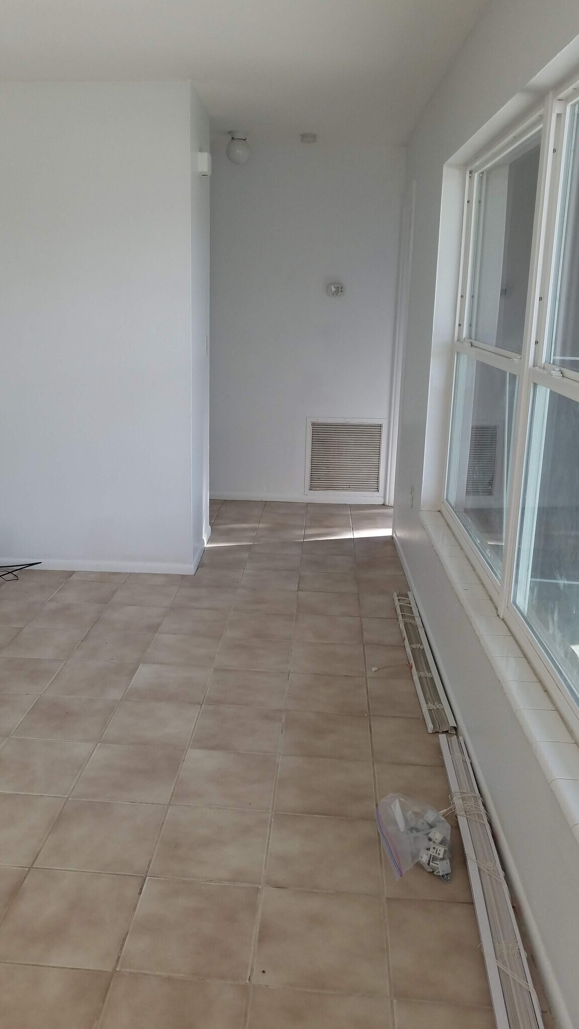 Building Photo - 443 Granada Blvd