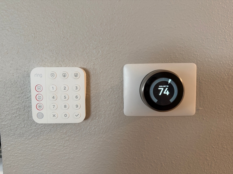 Building Photo - 611 16th Ave S