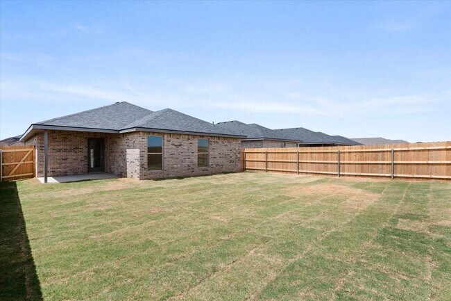 Building Photo - Beautifully Designed 3/2/2 Home with Spacious Yard in Frenship ISD