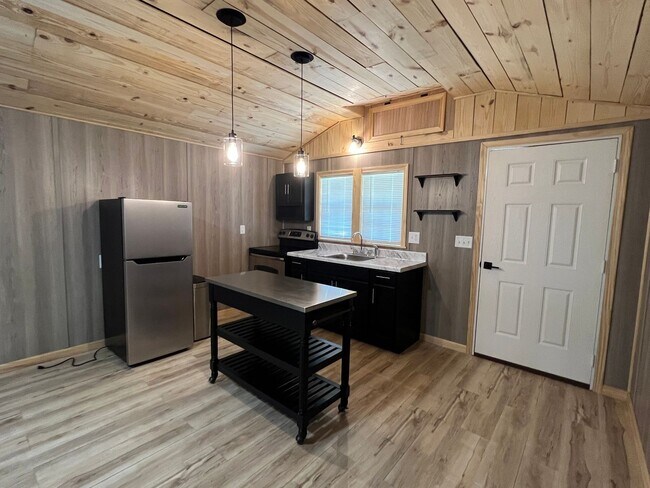 Building Photo - 120 Galaxy Dr
