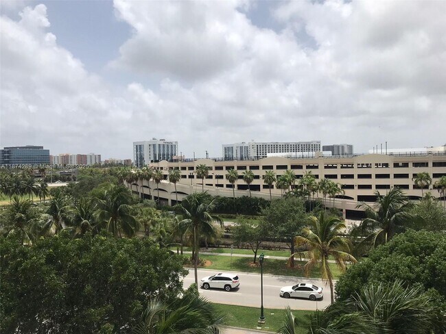 Building Photo - 19501 W Country Club Dr