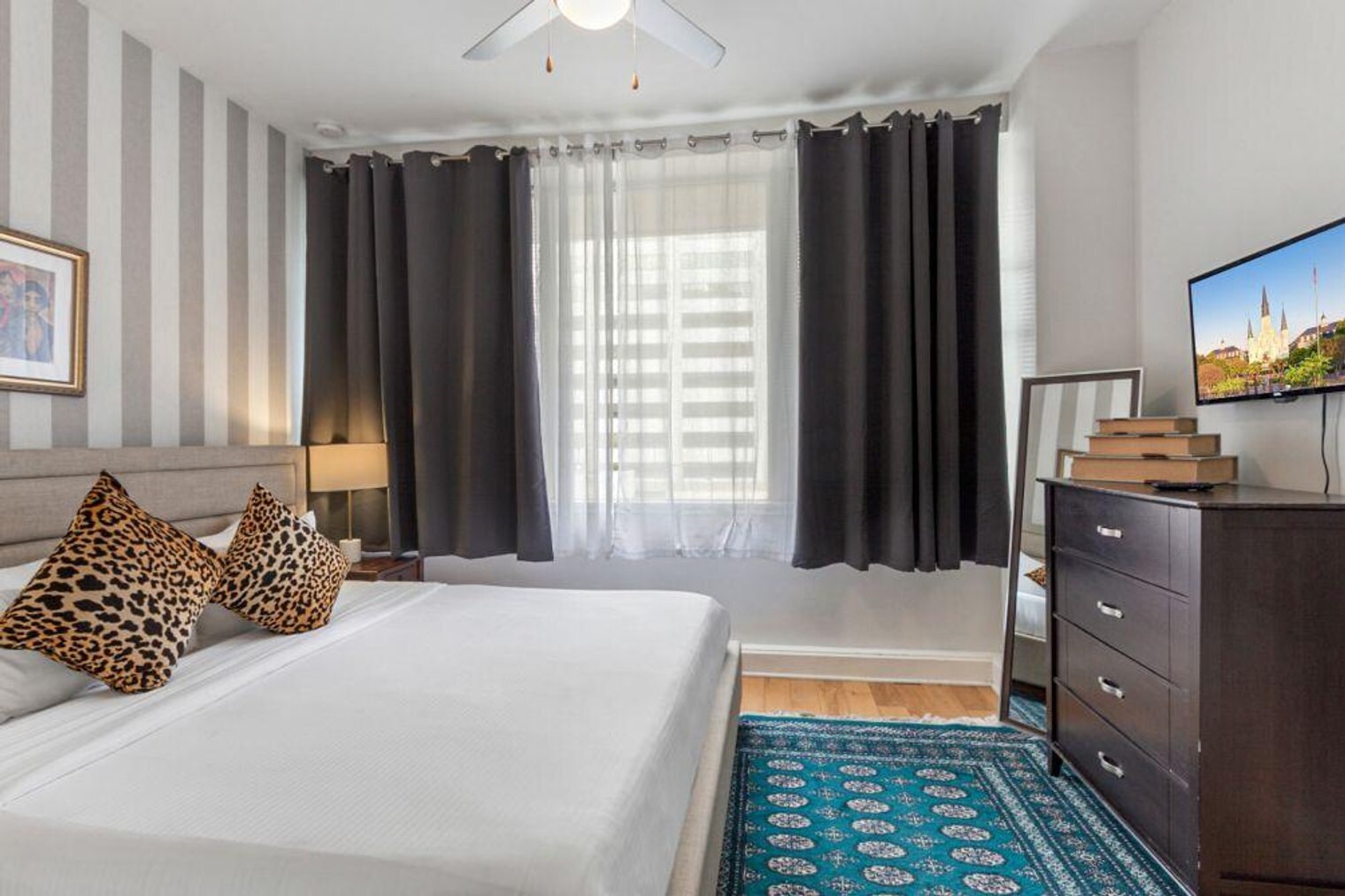 Building Photo - 925 Common St