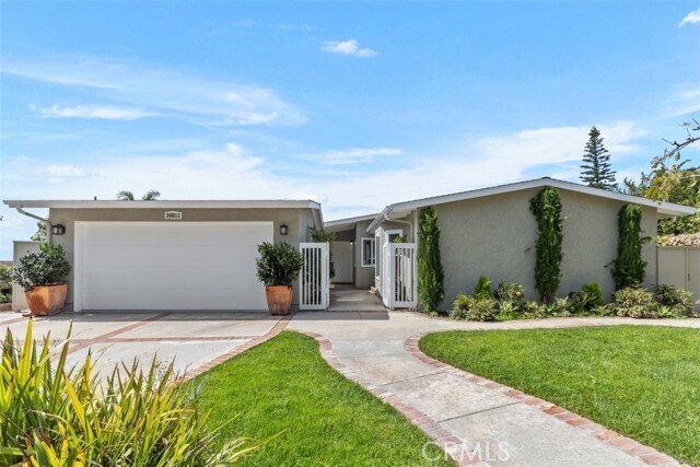 Building Photo - 30811 Driftwood Dr