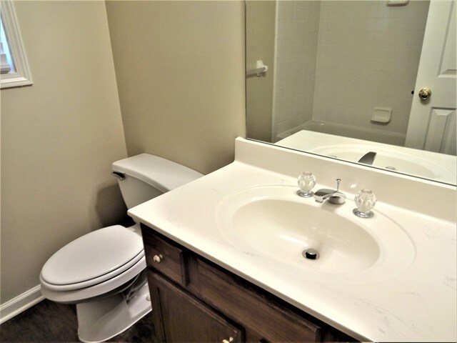 Building Photo - 1550 Summit Pond Cir