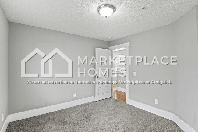 Building Photo - 2437/121 Bell St