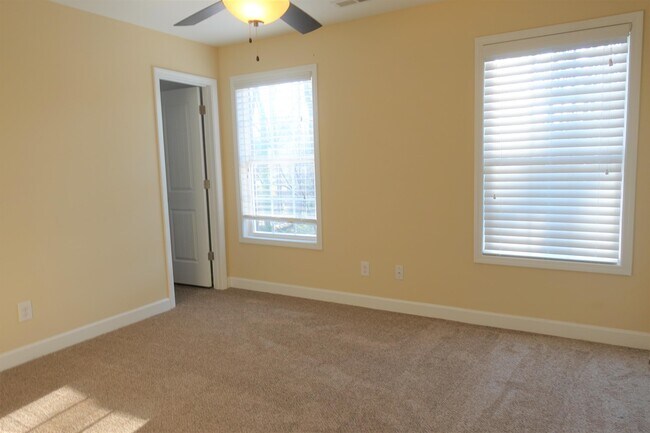 Building Photo - 200 State Rd S-42-2591