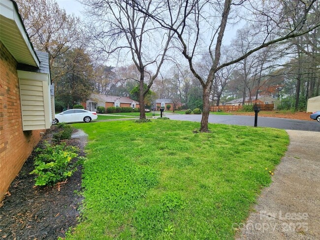 Building Photo - 8637 Crows Nest Ln