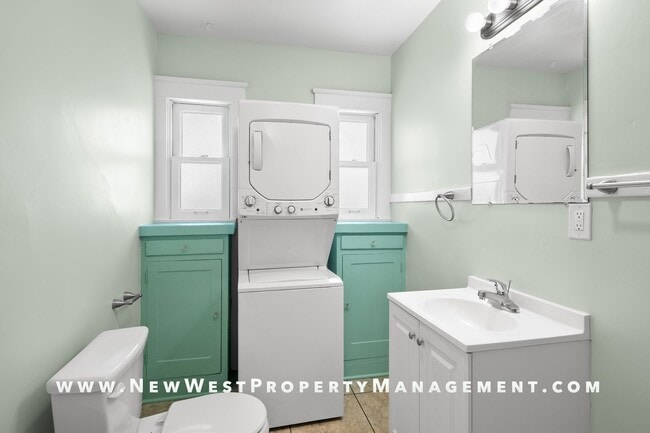Building Photo - Charming Sherman Heights 2-Bedroom, Available Now!