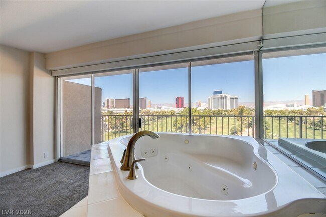 Building Photo - 3111 Bel Air Dr