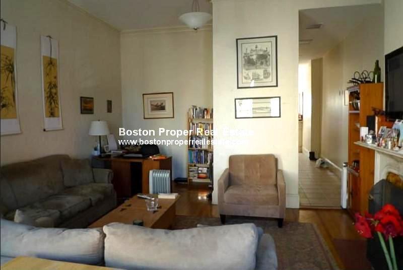 Building Photo - 429 Beacon St