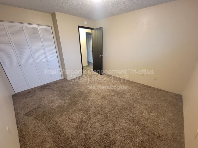 Building Photo - 218 S McKinley Pl