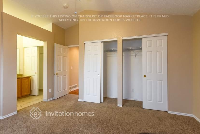 Building Photo - 8738 Snowbird Way