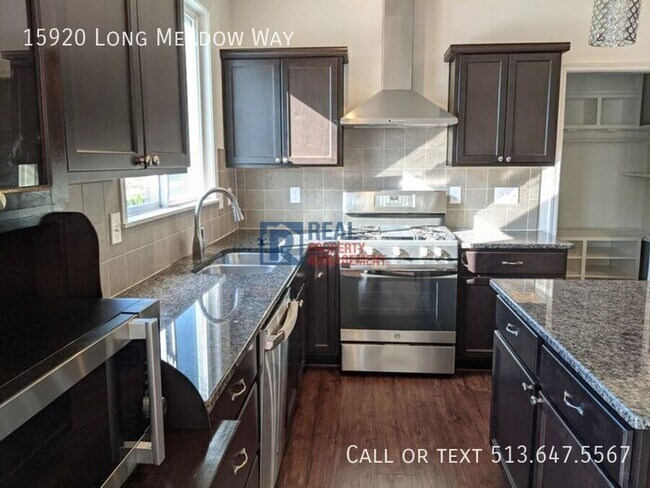 Building Photo - 15920 Long Meadow Way