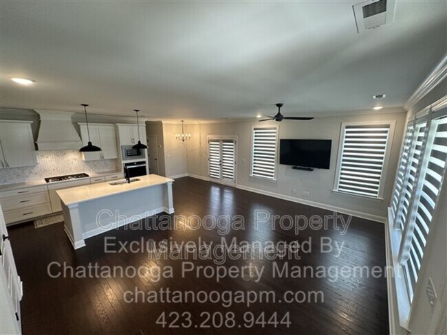 Building Photo - 1526 Bowtie Rd