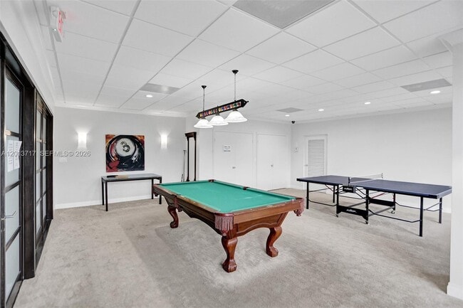 Building Photo - 2017 S Ocean Dr