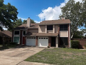 Building Photo - 1009 Markham Ln