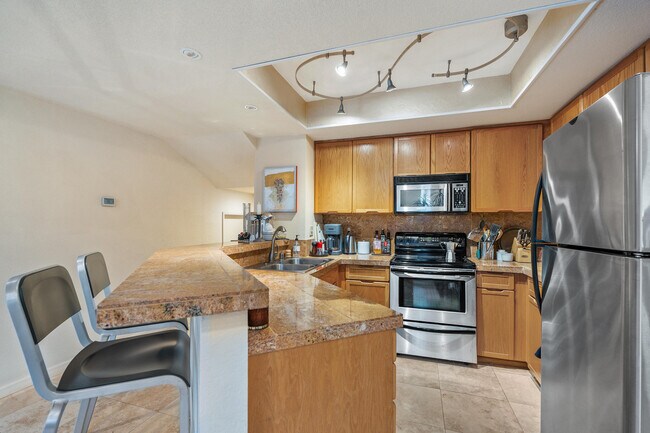 Building Photo - 73419 Foxtail Ln