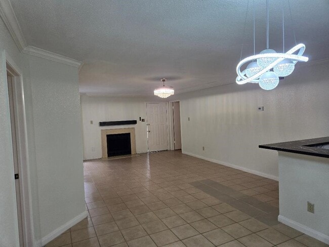 Building Photo - 10823 Braes Bend Dr