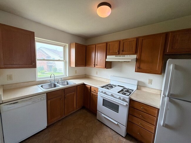 Building Photo - 279 Woodridge Ct