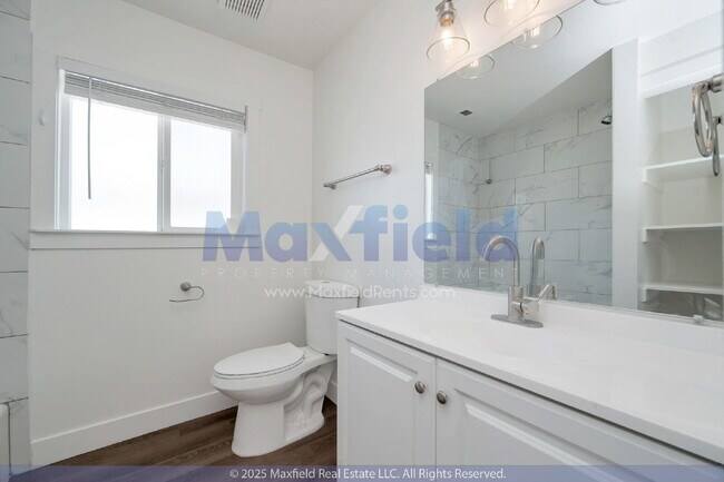 Building Photo - FREE MONTH! North Salt Lake 2 BD 1 BA - $500.00 Security Deposit OAC -Brookside Lofts Unit 01