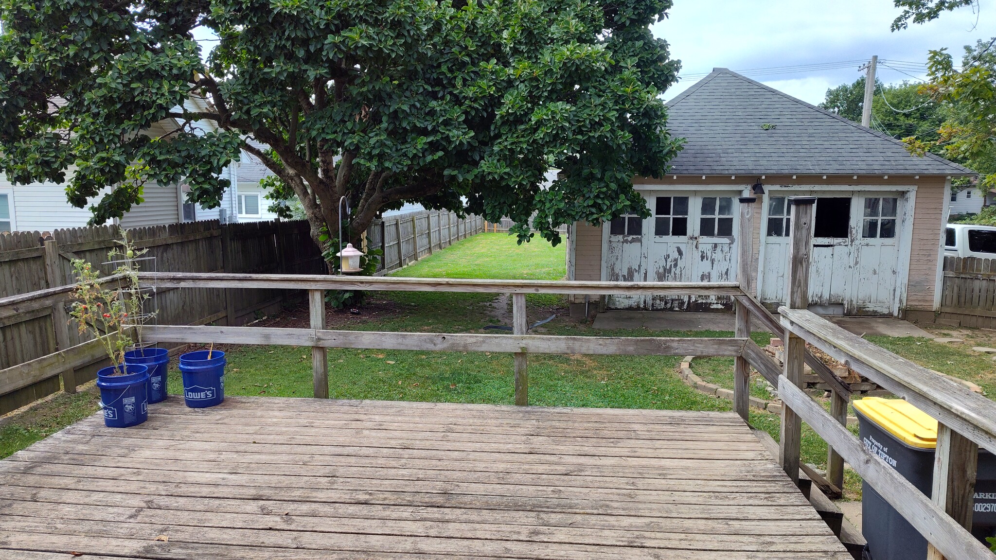 Building Photo - 320 S East St