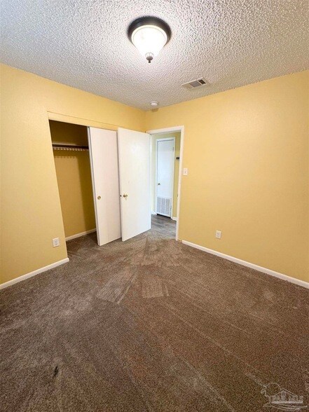 Building Photo - 6320 Denver Ave