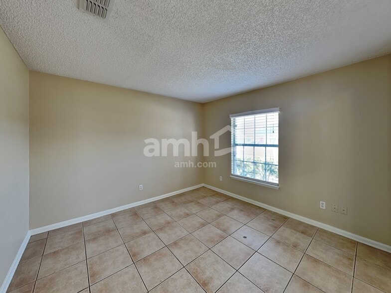 Building Photo - 3154 Fox Squirrel Dr