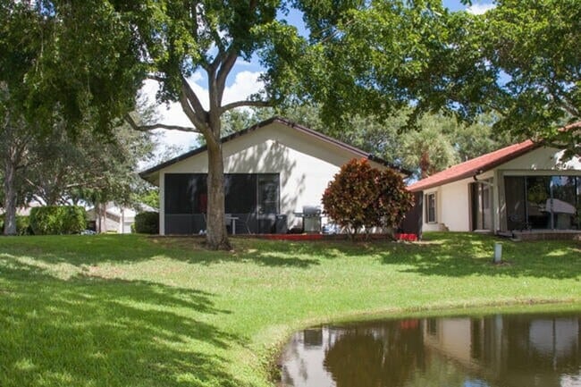 Building Photo - 4907 Boxwood Cir