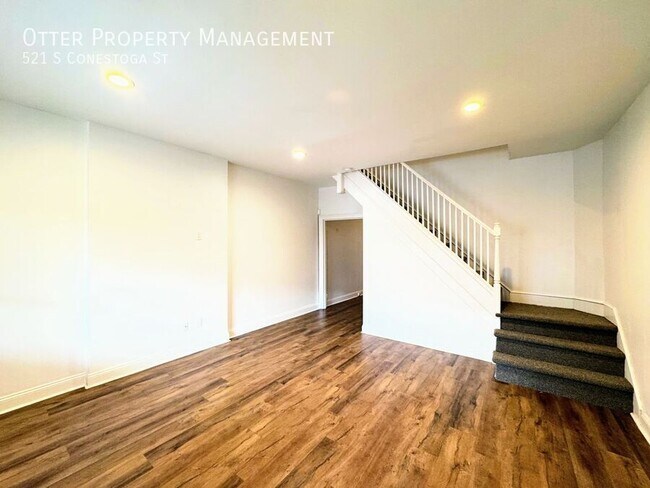 Building Photo - 521 S Conestoga St