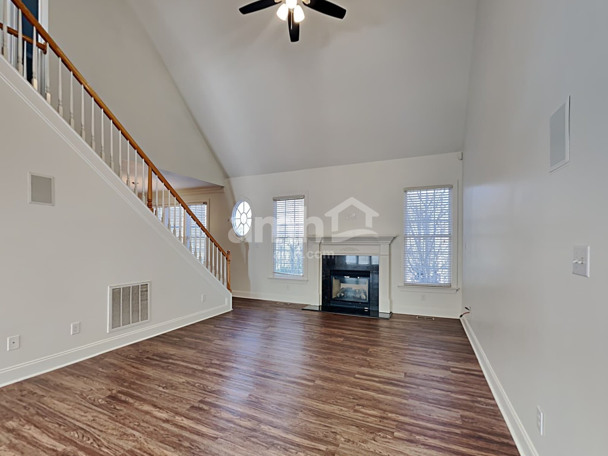 Building Photo - 830 Red Hawk Ct