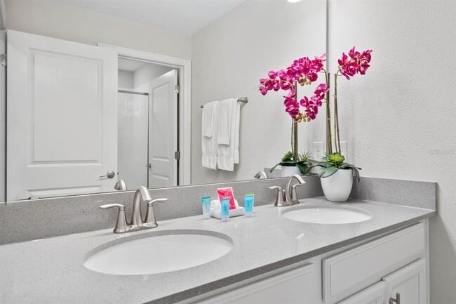 Building Photo - 900 Pebble Beach Dr