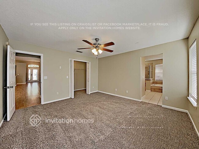 Building Photo - 601 Sweetwater Pl