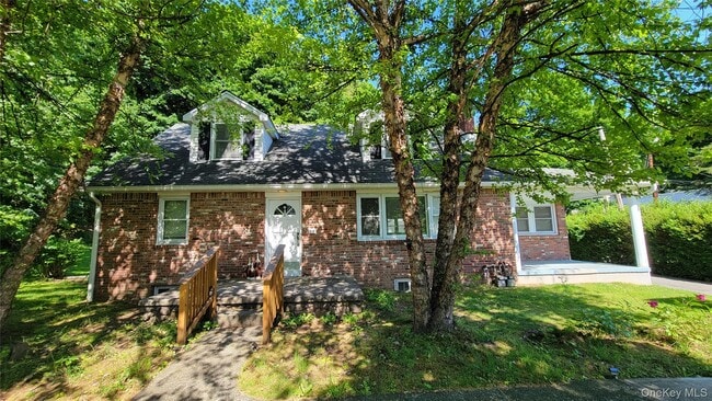 Building Photo - 430 Piermont Ave