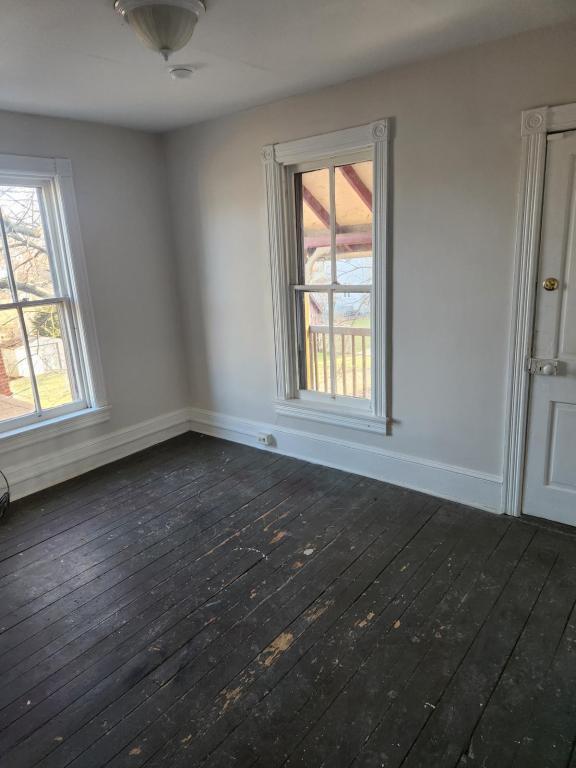 Building Photo - 814 Mulberry St