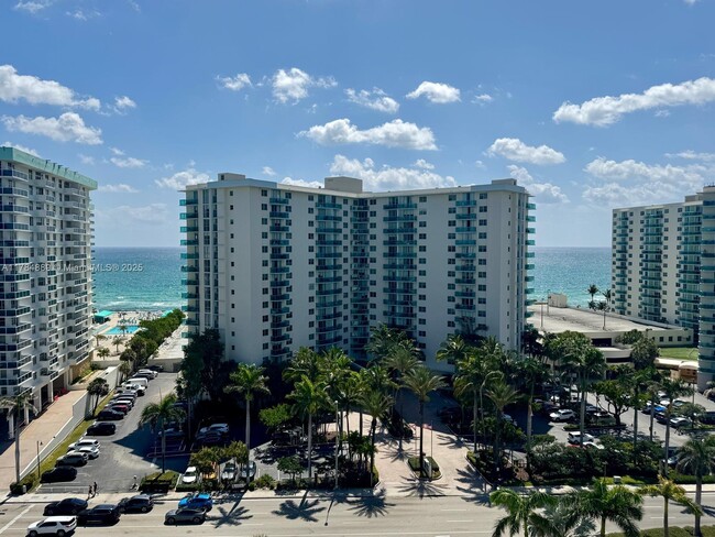 Building Photo - 3800 S Ocean Dr
