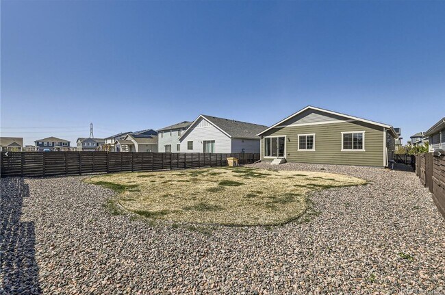 Building Photo - Long Realty & Property Management - Beauti...