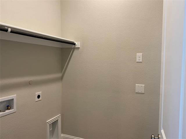 Building Photo - 717 Rain Barrel Pl