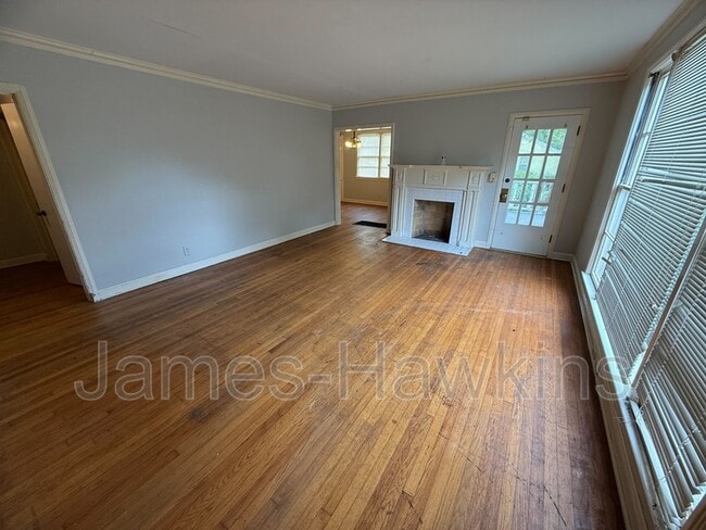 Building Photo - 3304 Gilmer Ave
