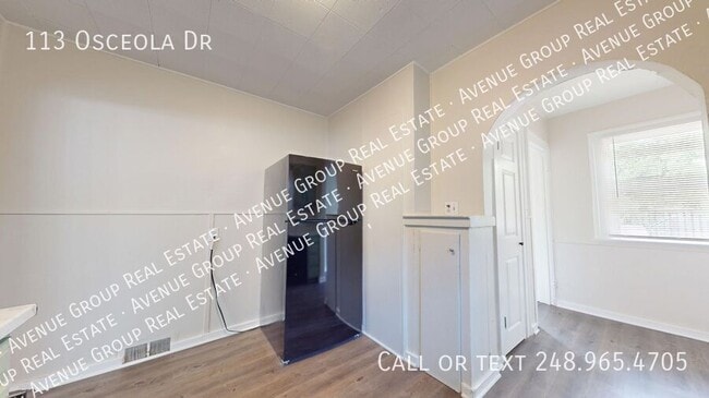 Building Photo - 113 Osceola Dr