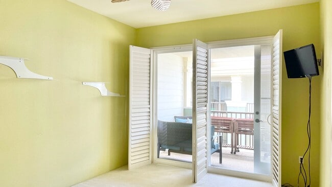 Building Photo - Gated Community in Hawaii Kai! Colony at P...