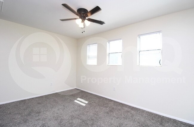 Building Photo - 4256 E Baylor Ln