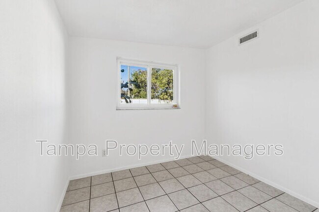 Building Photo - 5801 Emerson Ave S