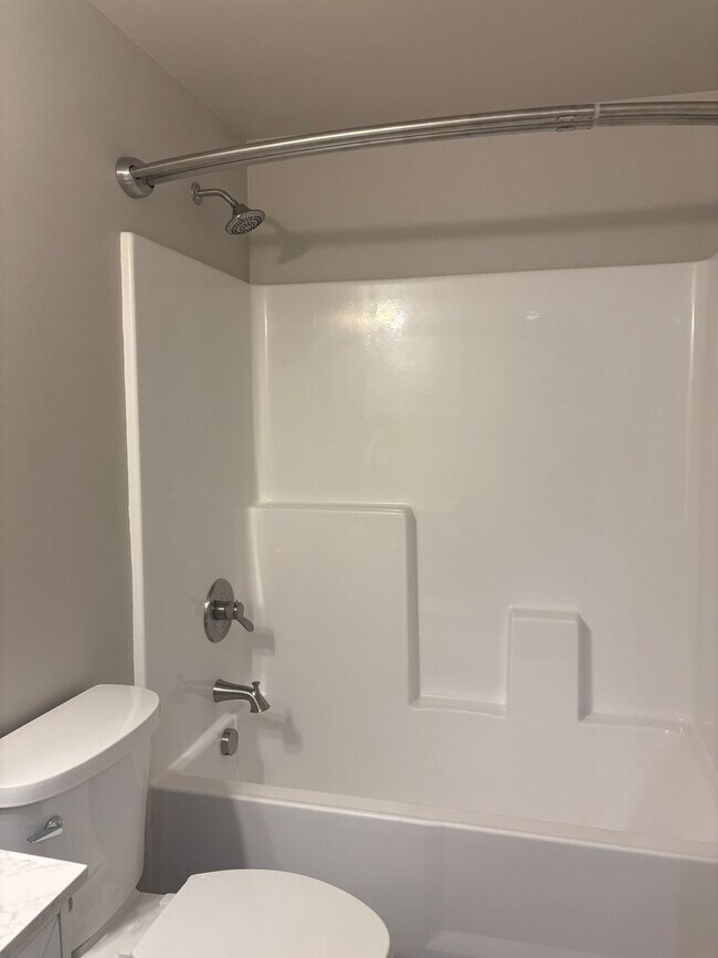 Building Photo - Beautifully Remodeled Single-Level House in North Newberg