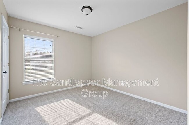 Building Photo - 5025 Weatherstone Rd