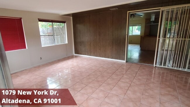 Building Photo - 1079 New York Dr